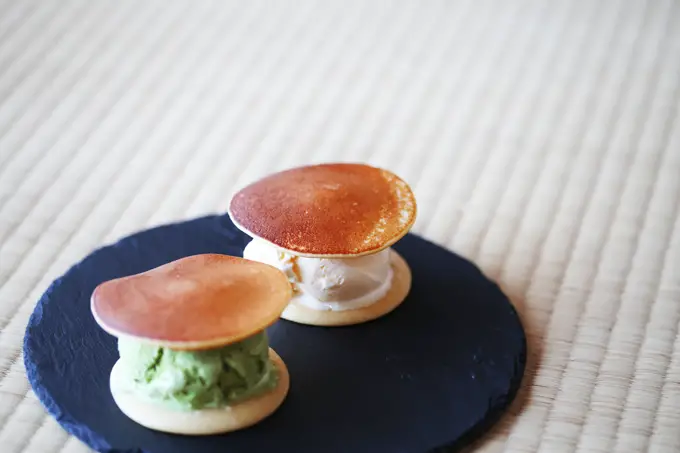 Simple Dorayaki Japanese pancake recipe