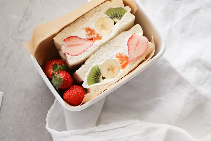 Japanese fruit sandwich recipe